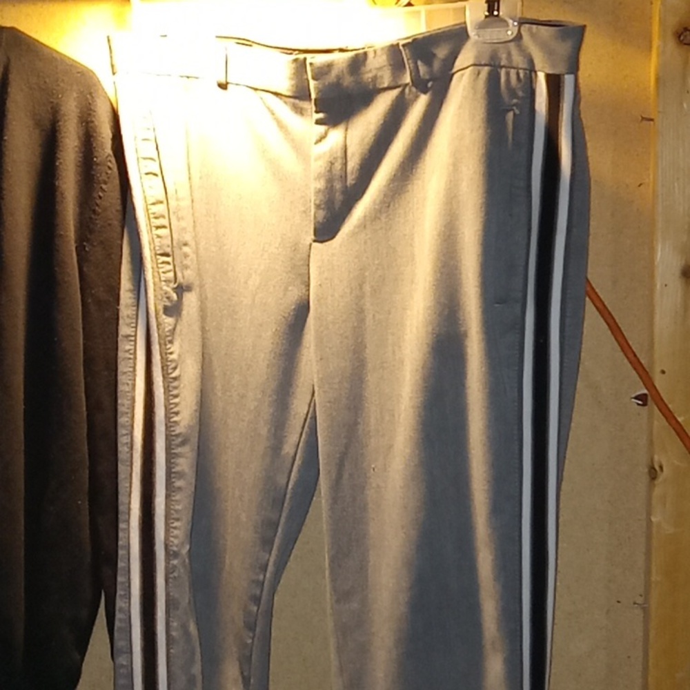4pc Bundle-OUTFIT/LARGE - Picture 5 of 8